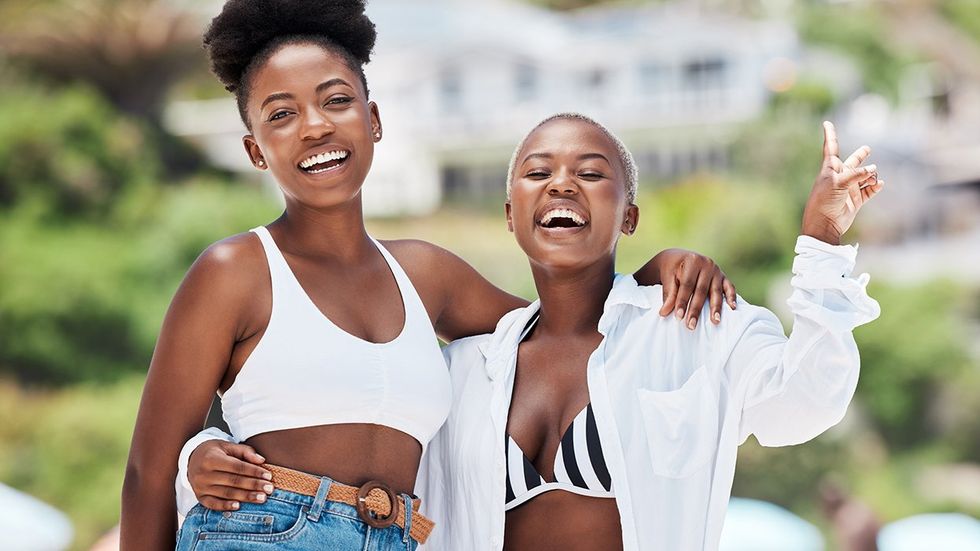 lesbian couple on the beach