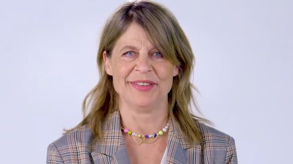 Linda Hamilton