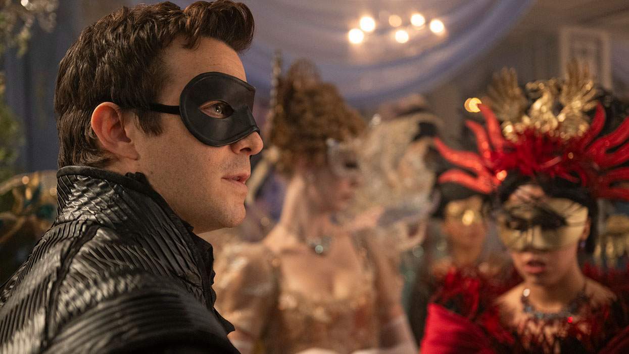 Luke Thompson as Benedict Bridgerton