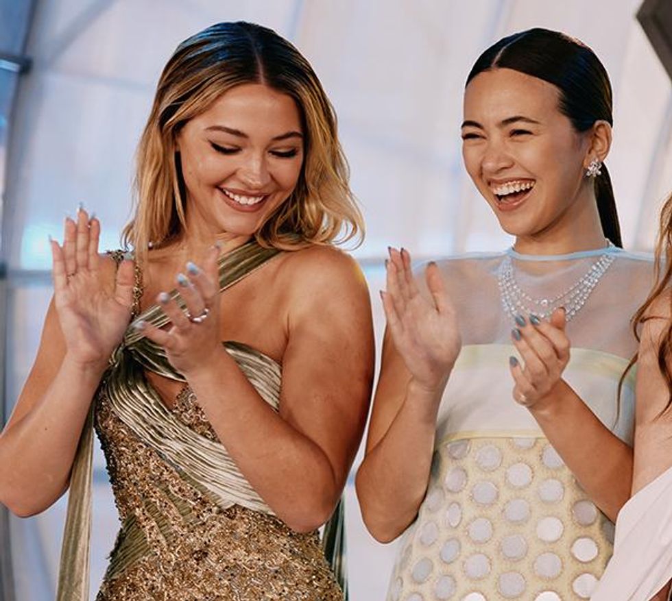 Madelyn Cline & Jessica Henwick