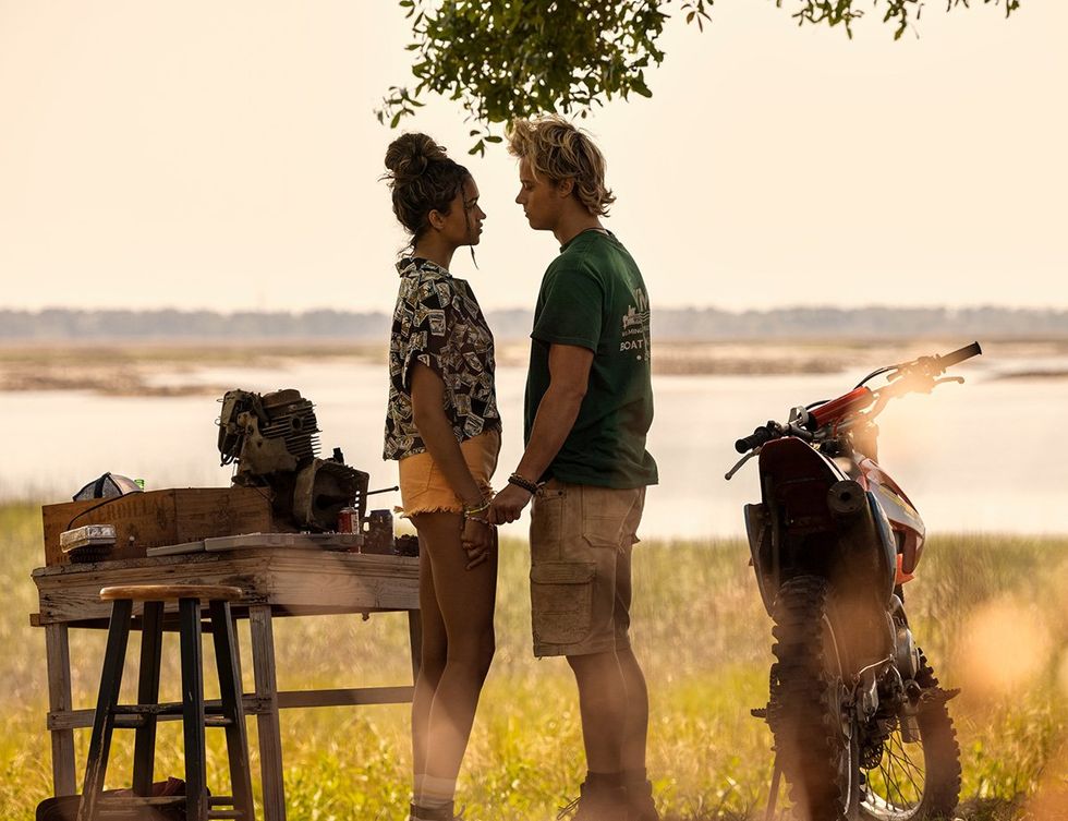 Madison and JJ in Outer Banks season 3