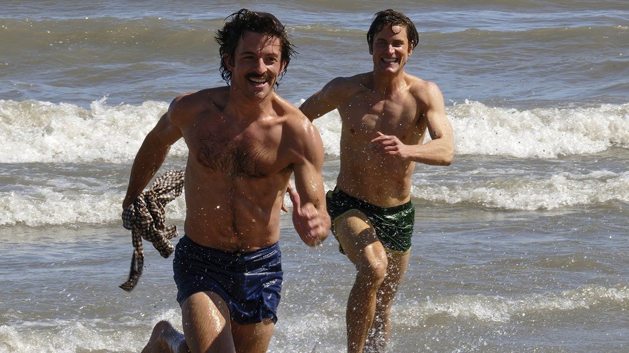 Matt Bomer and Jonathan Bailey in Fellow Travelers