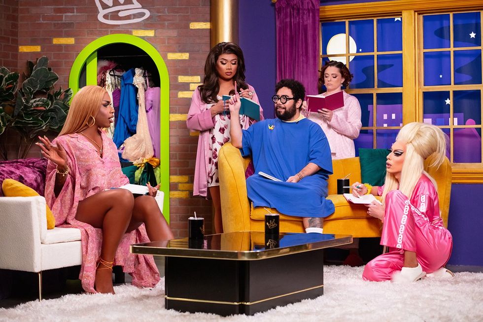 monet hosts the show