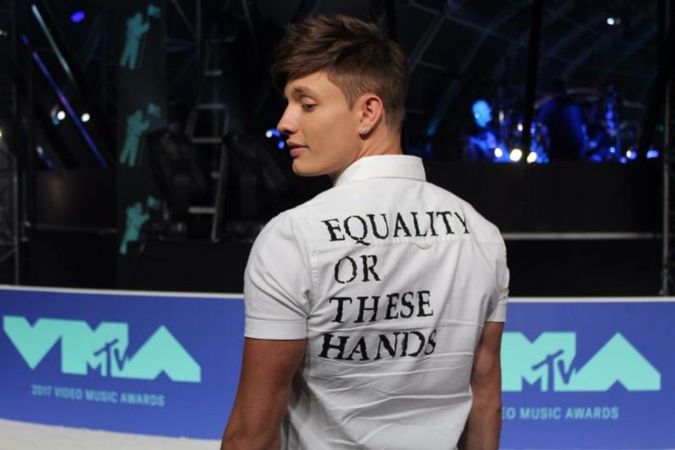 mtv-vmas-2017-gender-neutral-awards