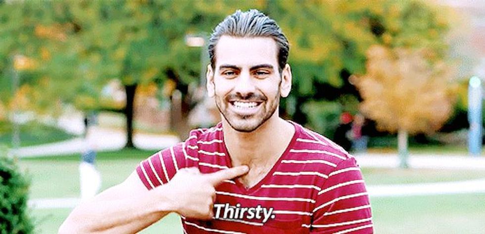 nyle-dimarco-sign-language