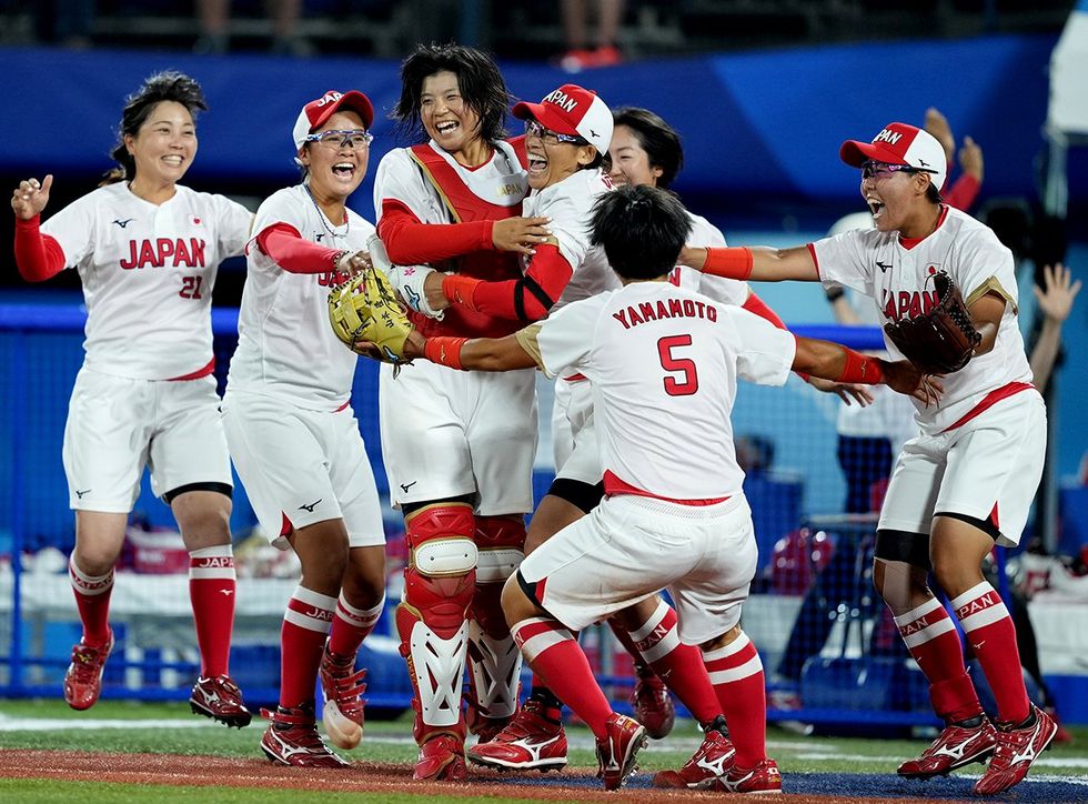 Olympic womans softball team japan wins Tokyo 2020 Olympic Games July 2021