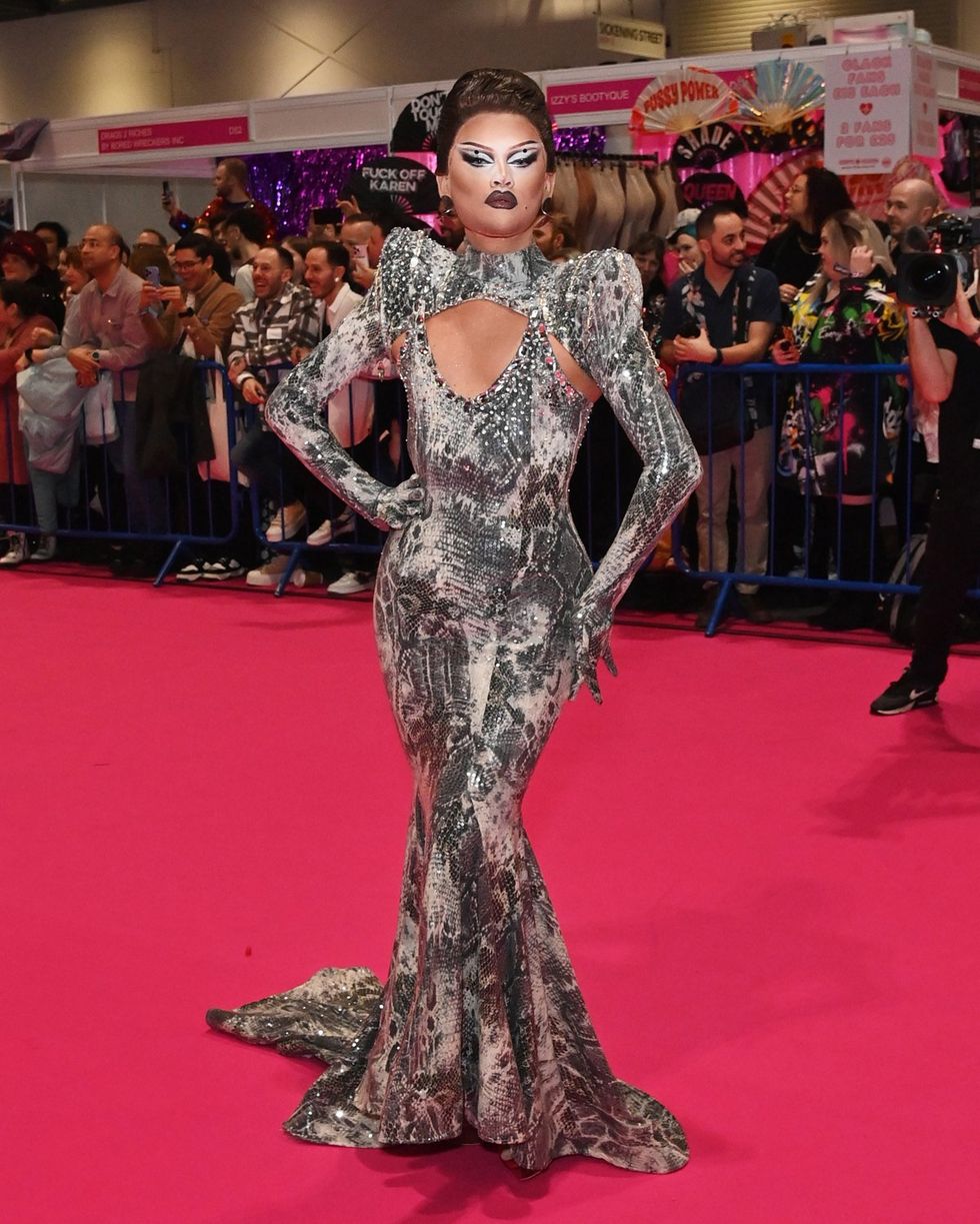 Photo Gallery Dragcon UK 2024 Queens Walk