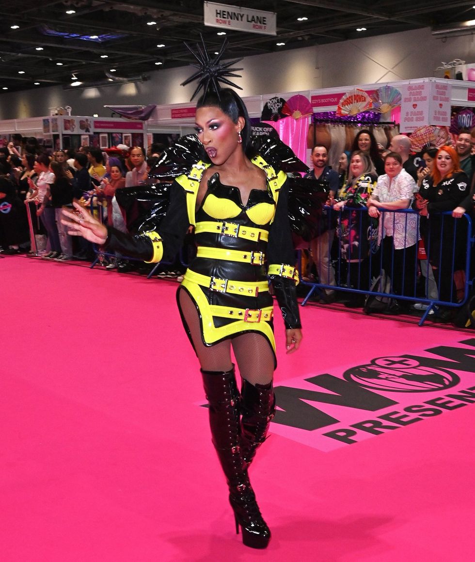 Photo Gallery Dragcon UK 2024 Queens Walk