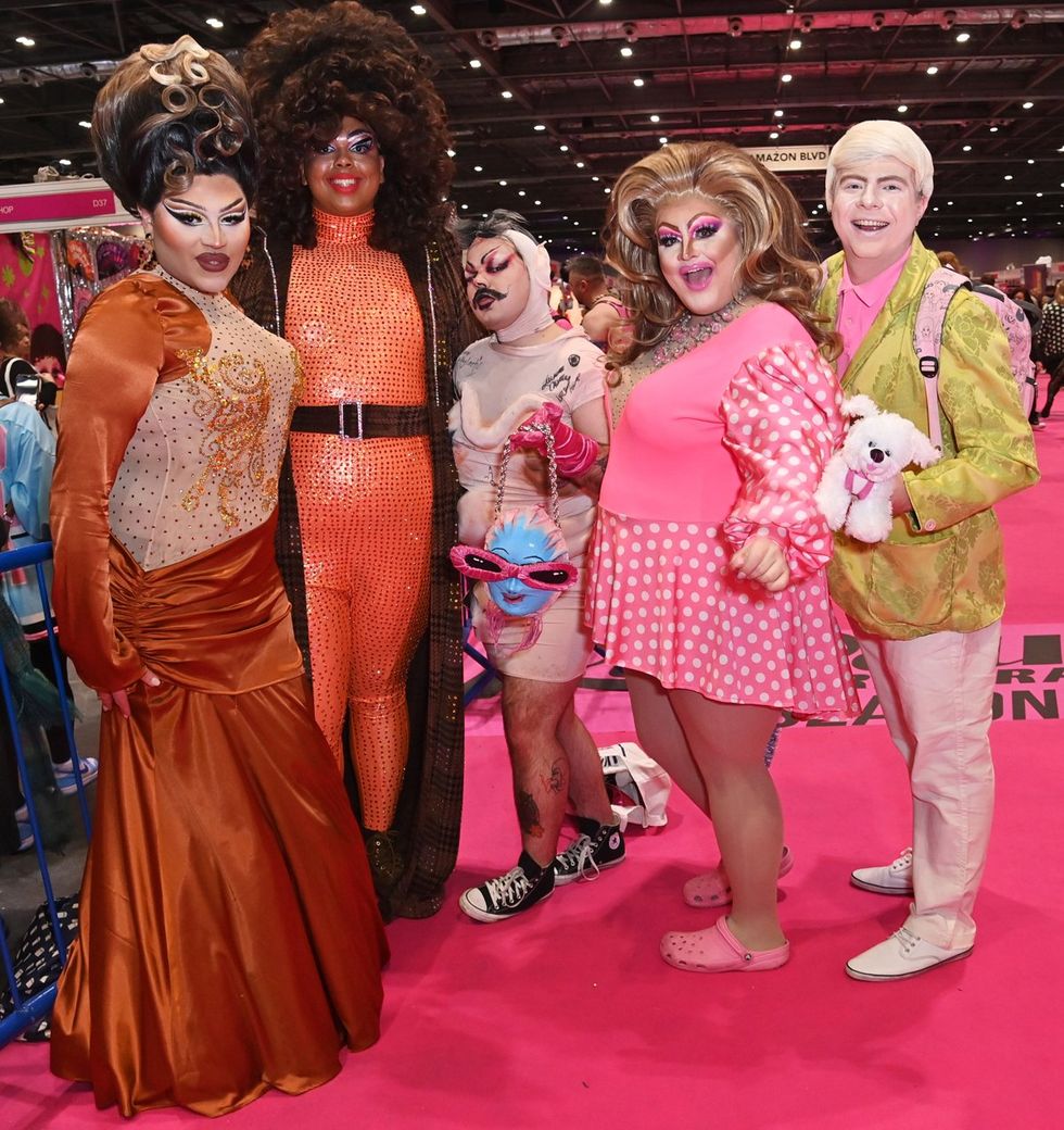 Photo Gallery Dragcon UK Event Tour