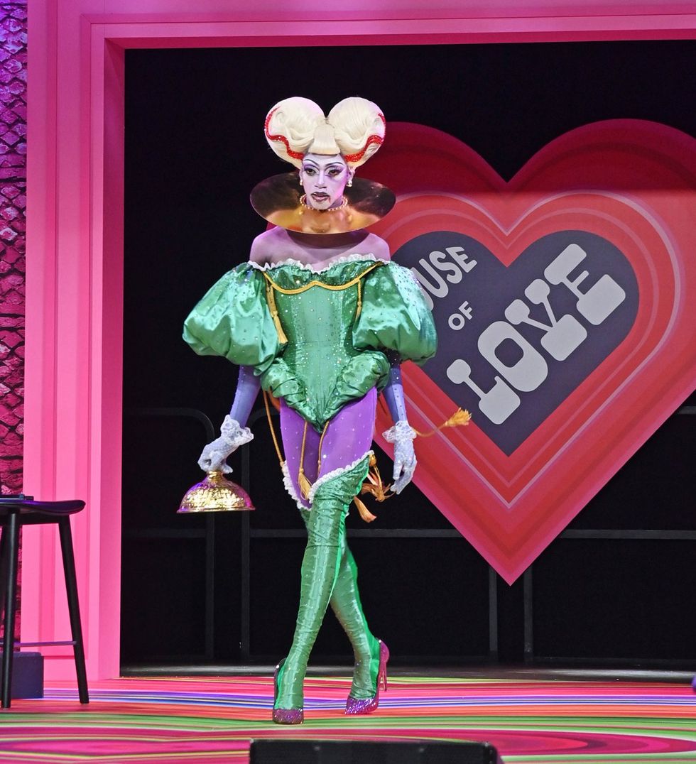 Photo Gallery Dragcon UK TS Madison Show Bring Back My Girls