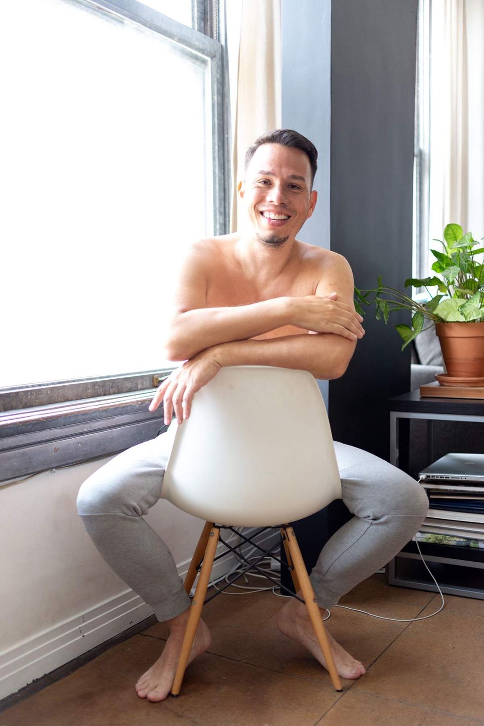 photo gallery Elska Magazine visits gay men in Los Angeles California USA