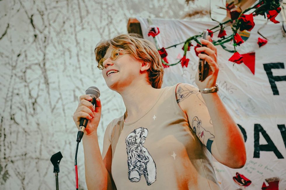 photo gallery Full Moon Drag troupe anti Zionist Jewish queer artists HOT 2 ROT Sukkot Drag Spectacular outside community garden Brooklyn NY