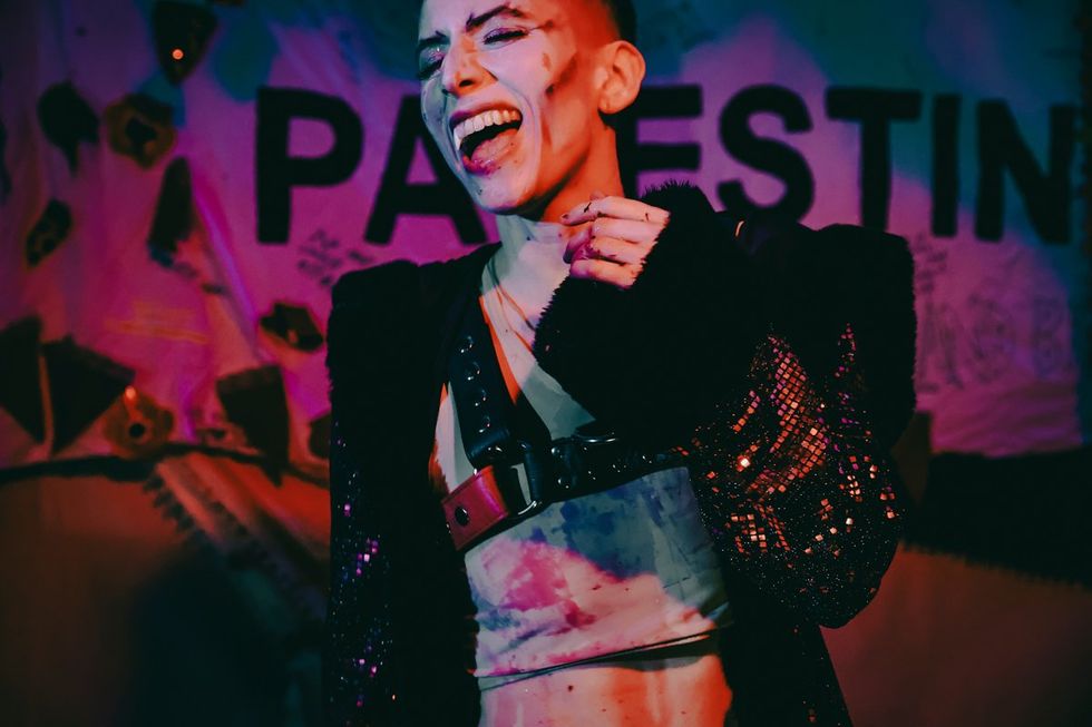 photo gallery Full Moon Drag troupe anti Zionist Jewish queer artists HOT 2 ROT Sukkot Drag Spectacular outside community garden Brooklyn NY
