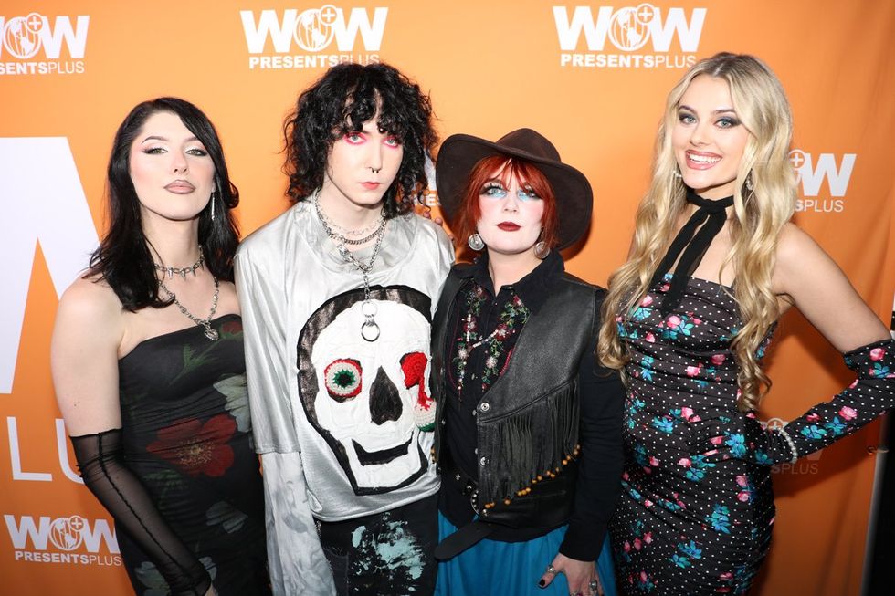 photo gallery Sketchy Queens S2 Premiere Event