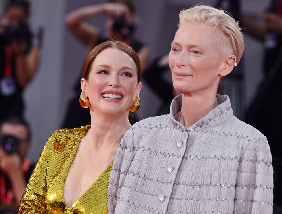 PRIDEsite photogallery TildaSwintson JulianneMoore VeniceFilmFestival cute sapphic redcarpets