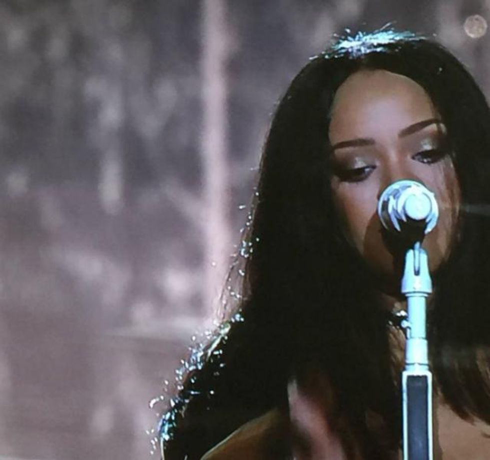 rihanna_5.jpg