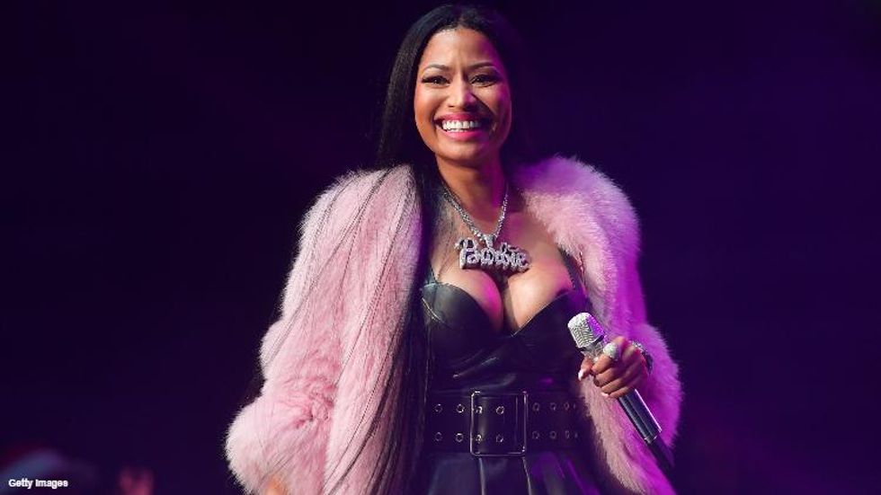 Robin, Nicki's Retirement, & 'Crazy Rich Asians' Salaries: Morning Tea