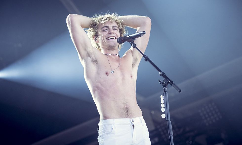 Ross Lynch sexy pics