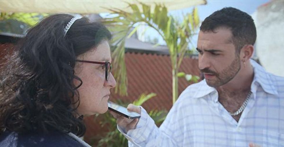 Rotting in the Sun (directed by Sebastian Silva)