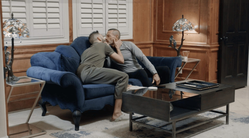 Samuel and Robert kiss