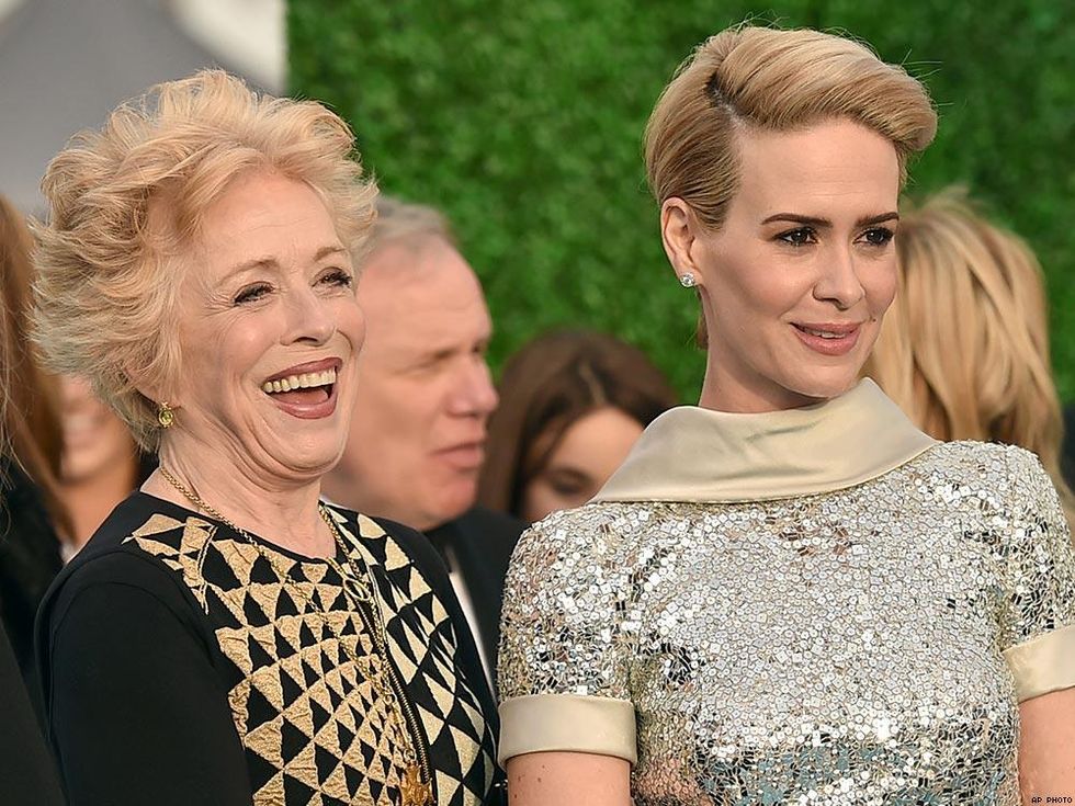 Sarah Paulson (50) and Holland Taylor (82)
