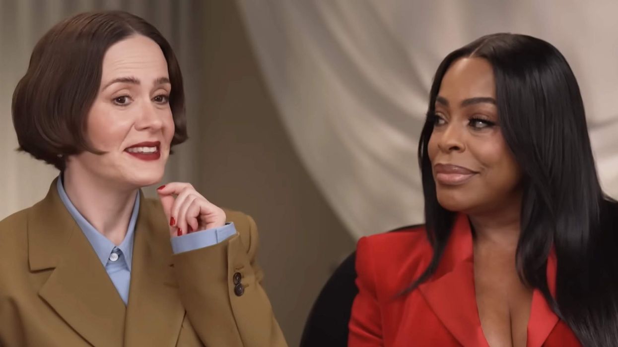 Sarah Paulson and Niecy Nash-Betts