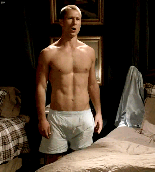 scream-queens-hot-guys-chad-radwell-glen-powell