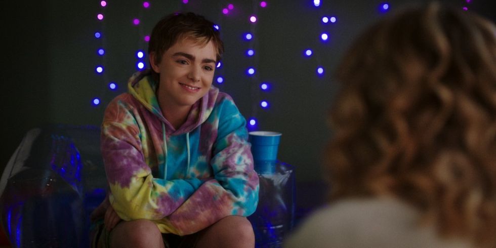 Skye (Elsie Fisher) in The Summer I Turned Pretty