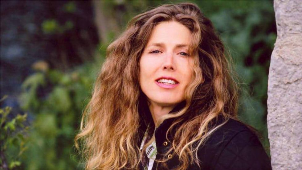 Sophie B Hawkins