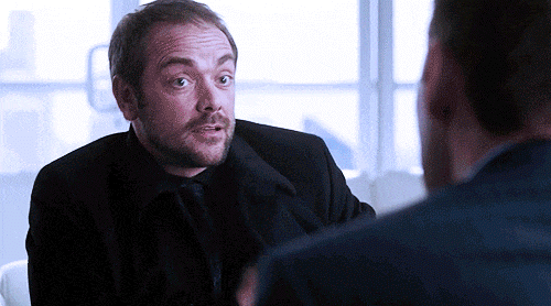 This is a funny GIF.