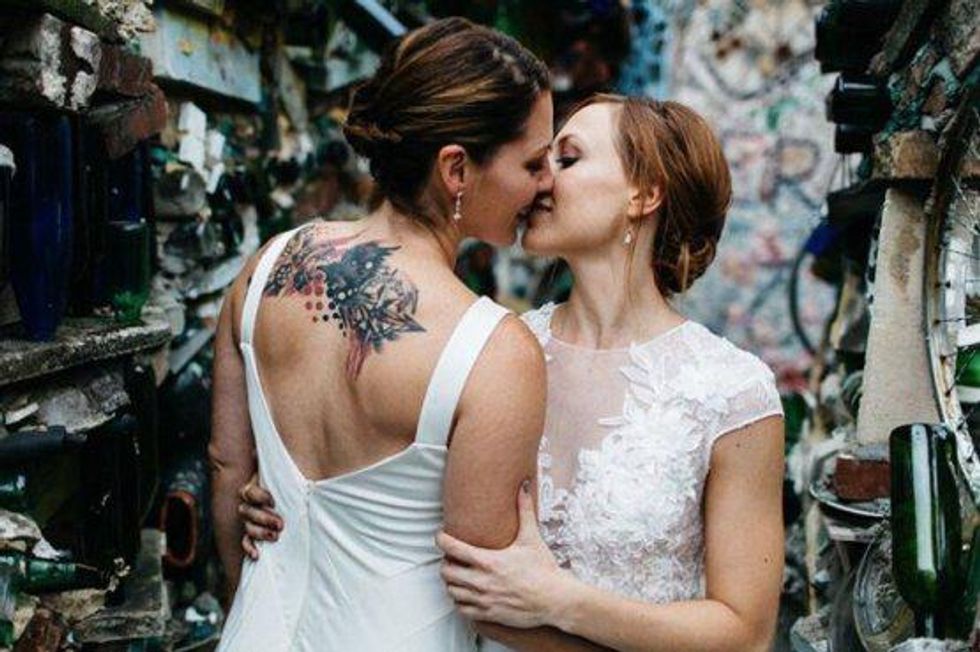 This Photographer Takes Stunning Wedding Portraits of Women In Love