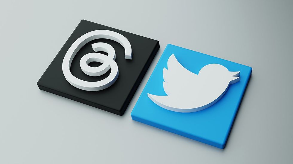 threads and twitter logos