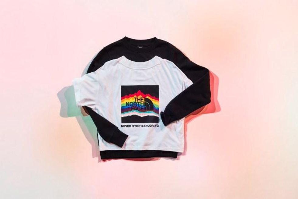 tnf_s21_pride_justinwalker_whtblk_crew_croptop.jpg