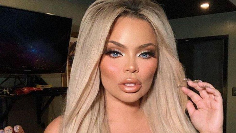 trisha-paytas-comes-out-as-nonbinary-youtube-tiktok_0.jpg