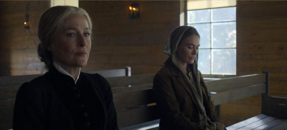 \u200bLena Headey and Gillian Anderson in The Abandons
