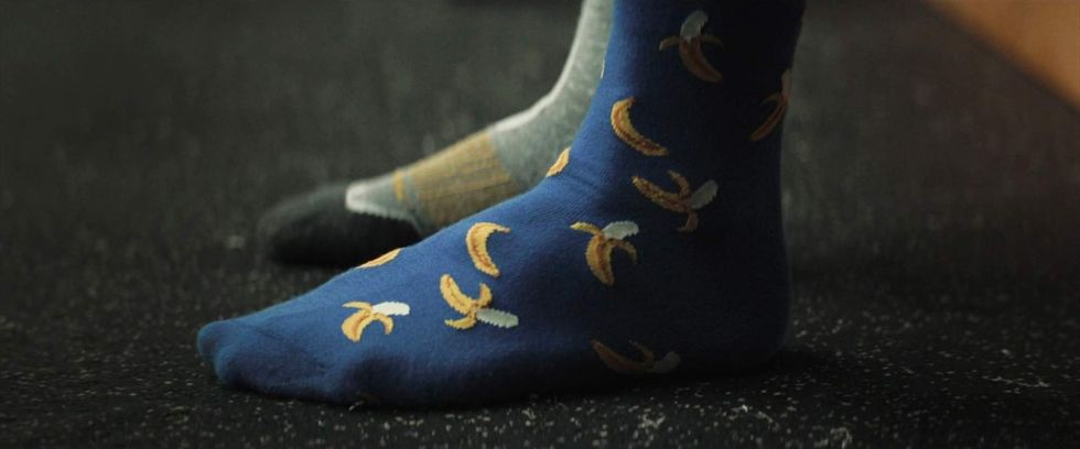 \u200bScott Hunter's banana socks in 'Heated Rivalry' episode 3.