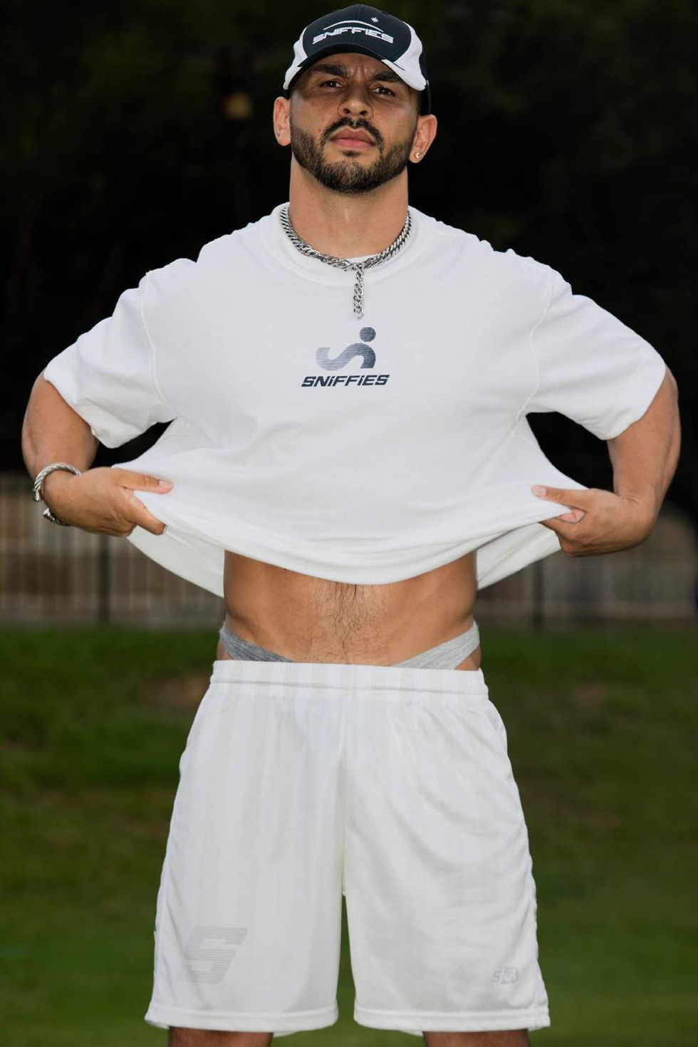 \u200bSniffies Team Player Capsule