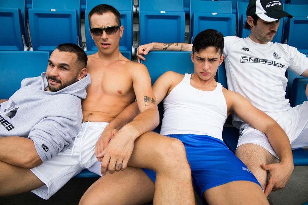 \u200bSniffies Team Player Capsule