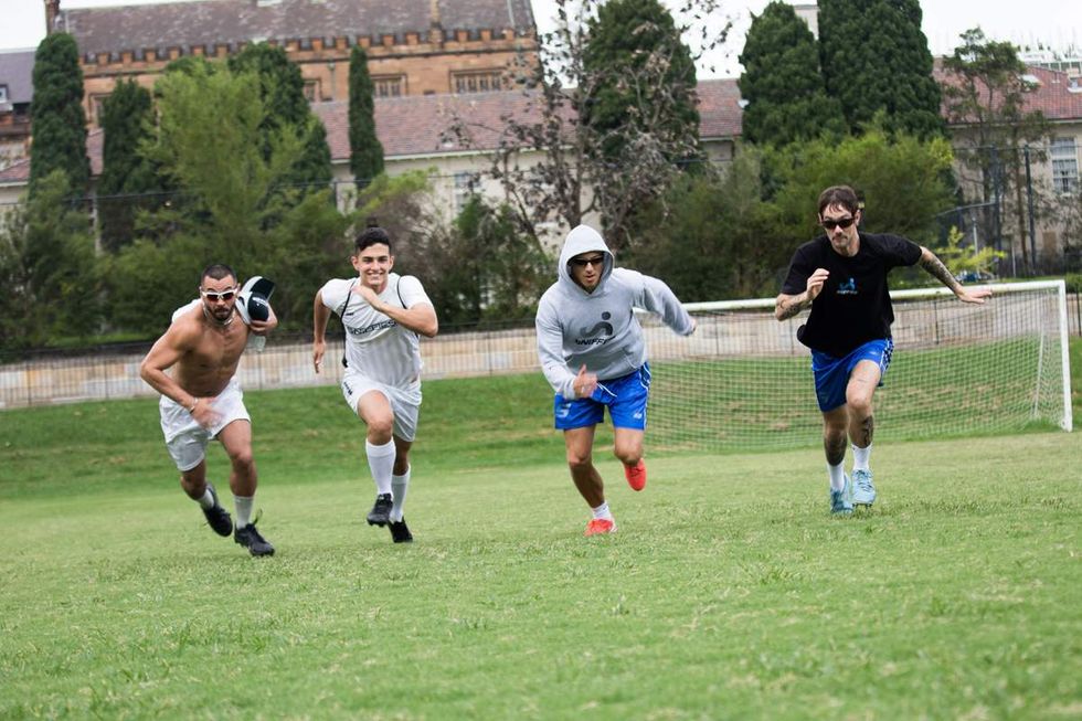 \u200bSniffies Team Player Capsule