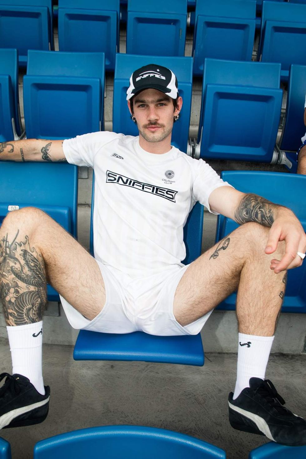 \u200bSniffies Team Player Capsule