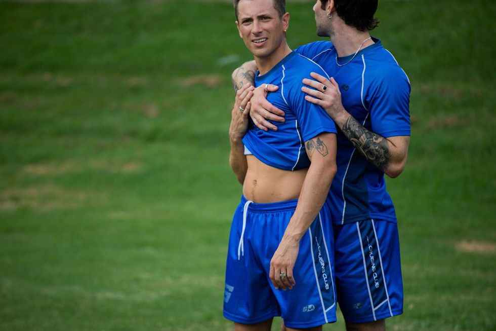 \u200bSniffies Team Player Capsule