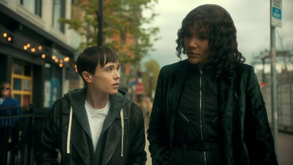 Viktor and Alison in the Umbrella Academy