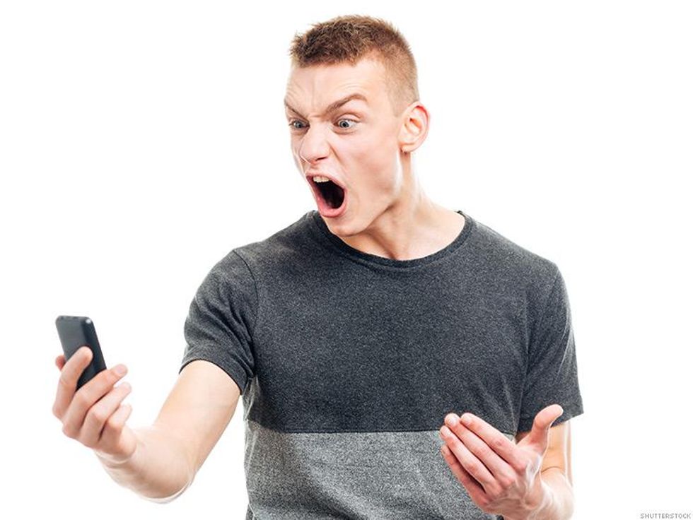 What Your Grindr \u201cAbout Me\u201d Actually Says About You