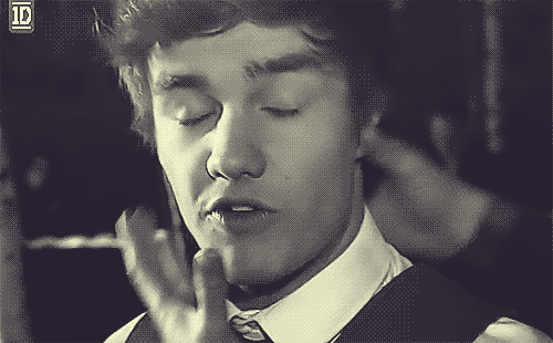 zayn-malik-kissing-liam-payne