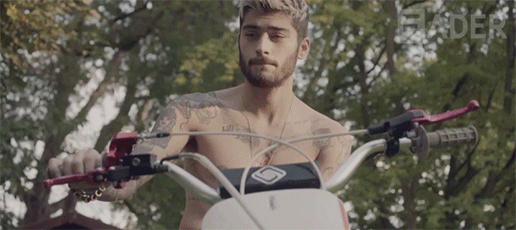 zayn-malik-the-fader-shirtless-2