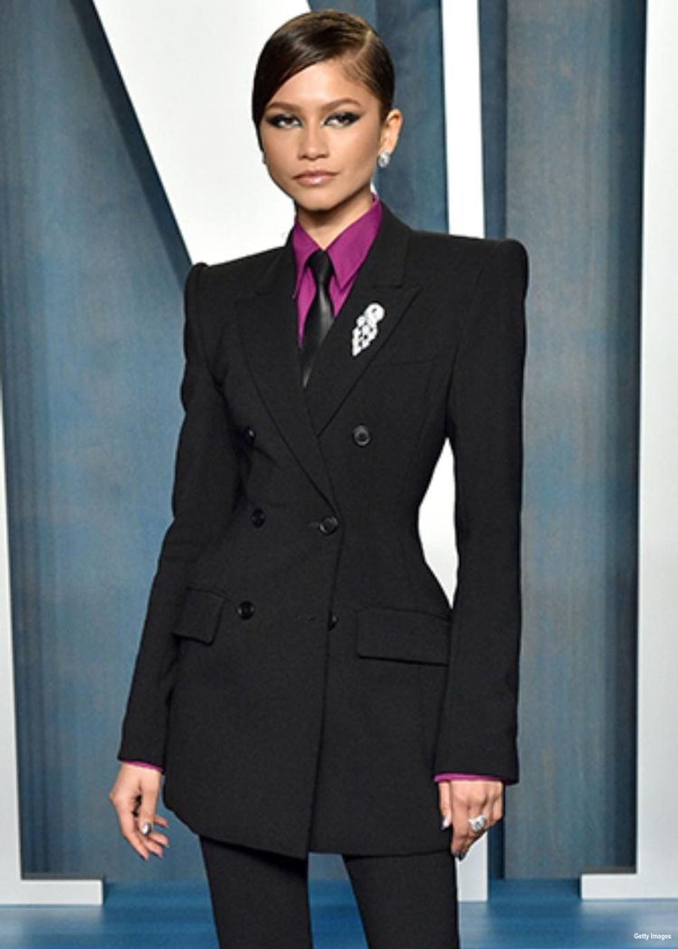 zendaya-wearing-suits-vf-2022-oscars-party.jpg