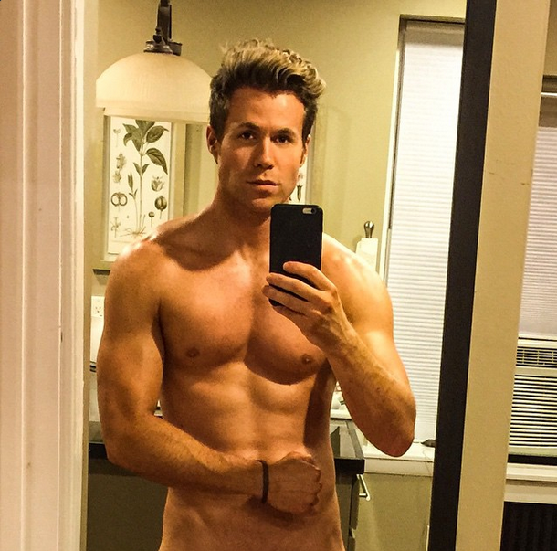 17 Reasons Ashley Parker Angel Is Instagram's Best Thirst Trapper