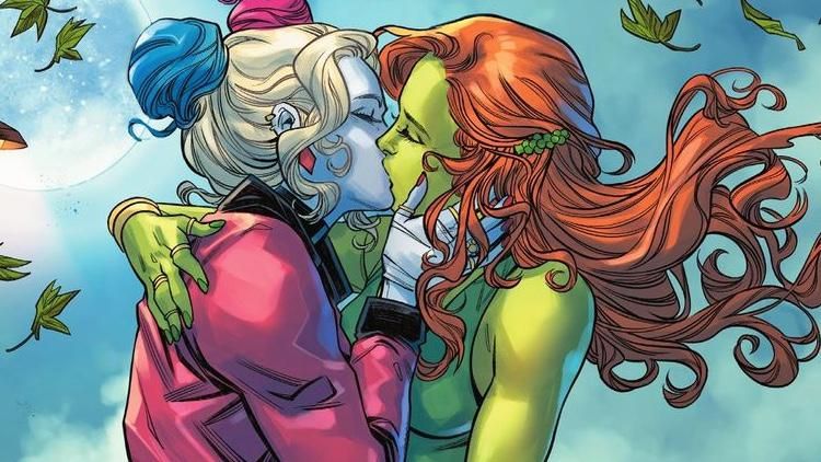 Harley Quinn And Poison Ivy Kissing