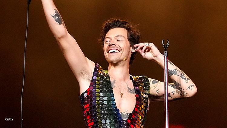 Harry Styles Sang His New Song Boyfriends At Coachella